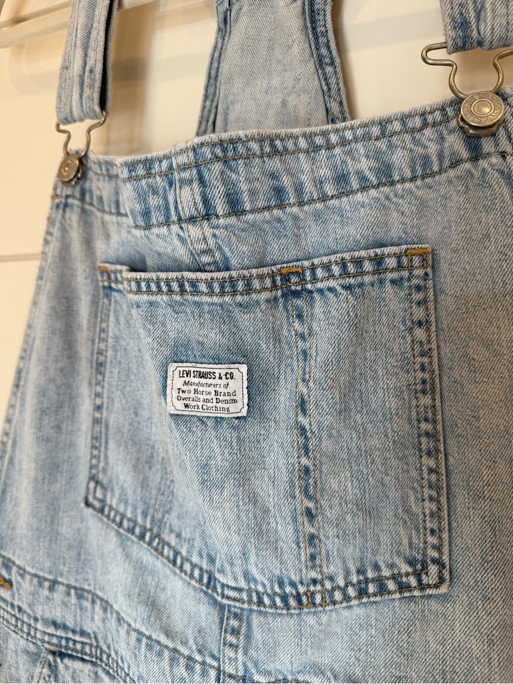 Levi's Denim Utility Shortalls | Size Large - Picture 6 of 10